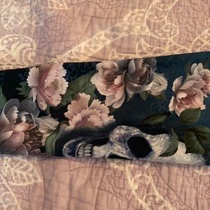Flower and Skull leggings.